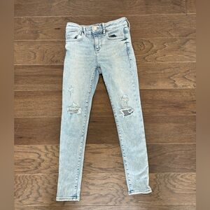 Distress Jeans